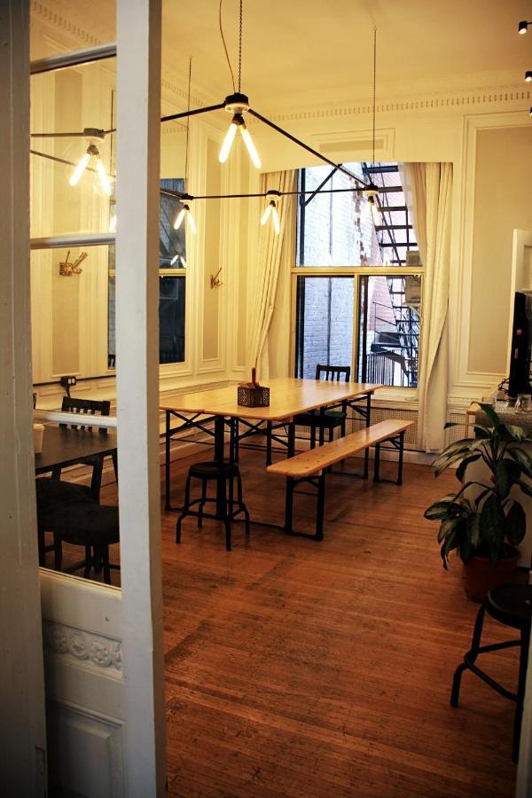 Ambrose House & Cafe - Self Check-In Guesthouse Montreal Ngoại thất bức ảnh