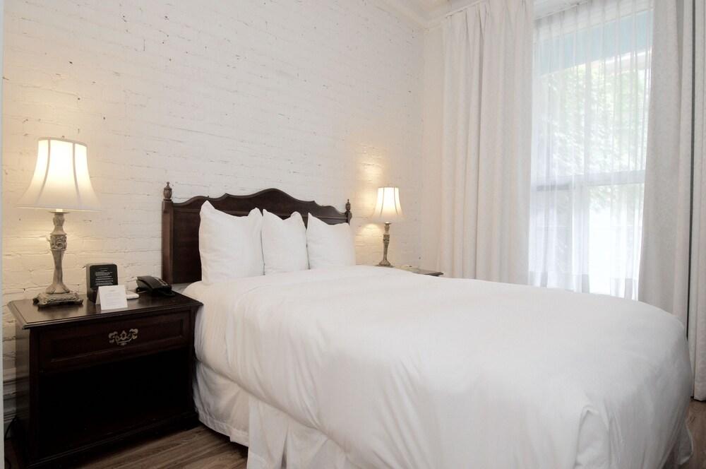 Ambrose House & Cafe - Self Check-In Guesthouse Montreal Ngoại thất bức ảnh
